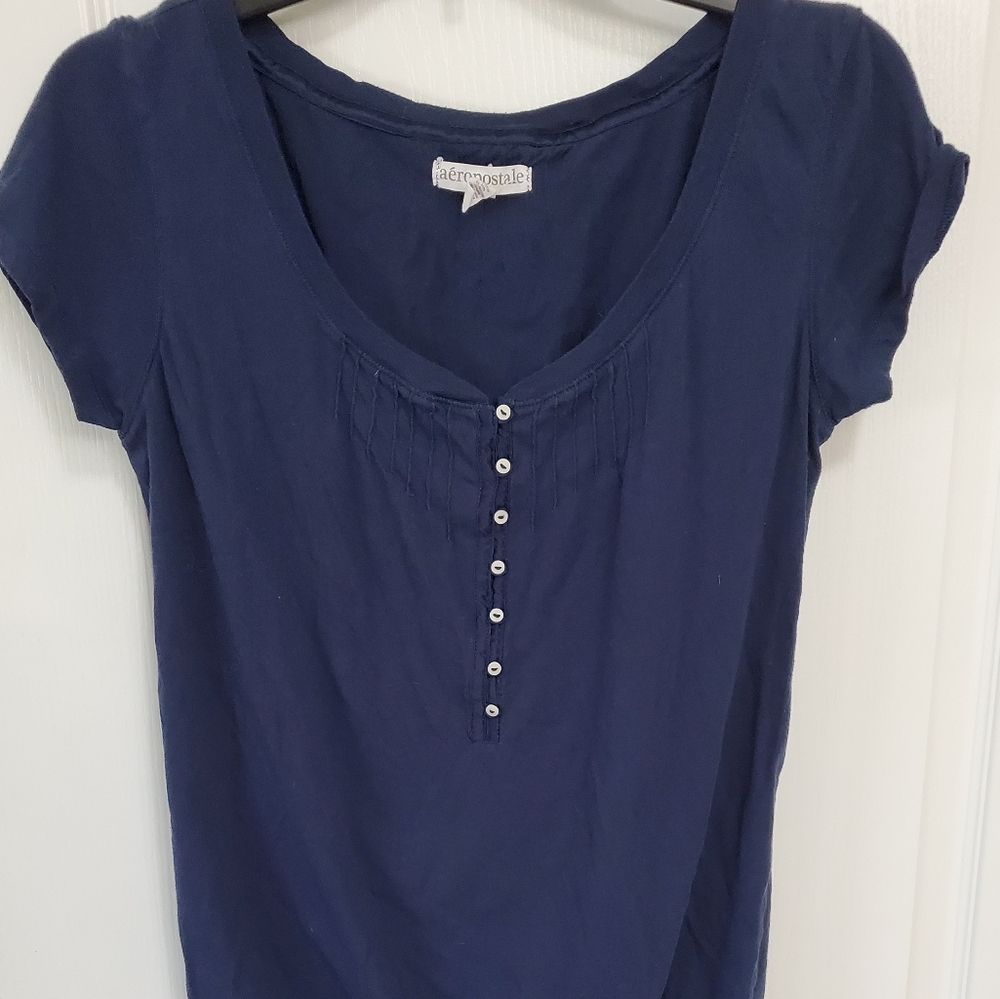 Aeropostale Tee-Size Large